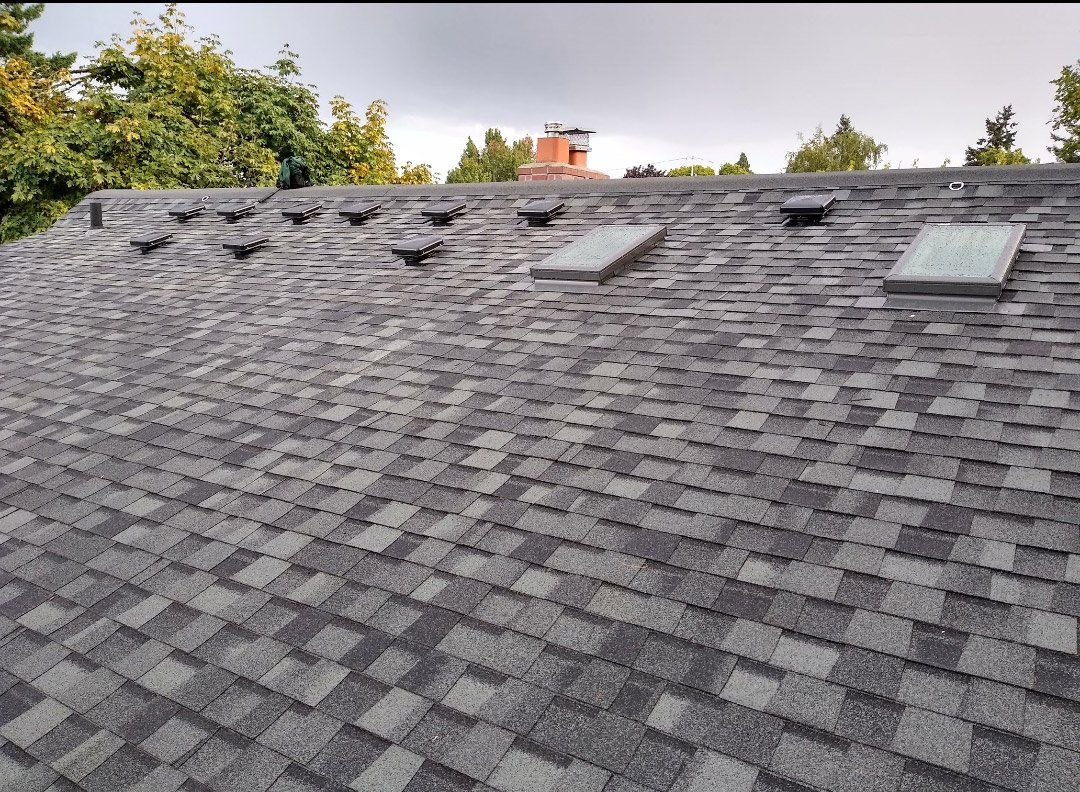Nicely Done Shingle Roof — Vancouver, WA — Mountainside Roofing LLC