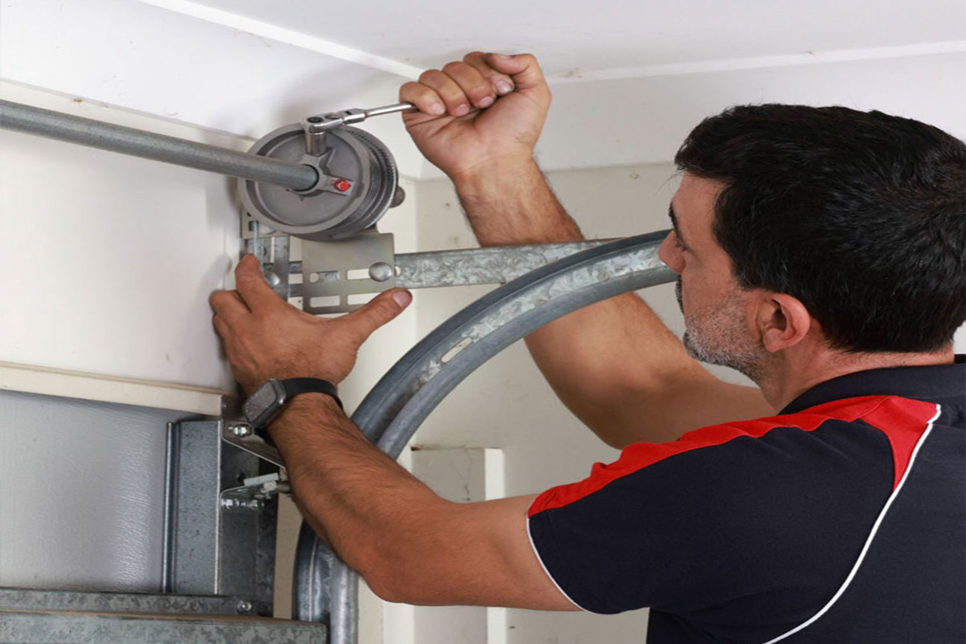 Garage Door Repair in Tampa Florida