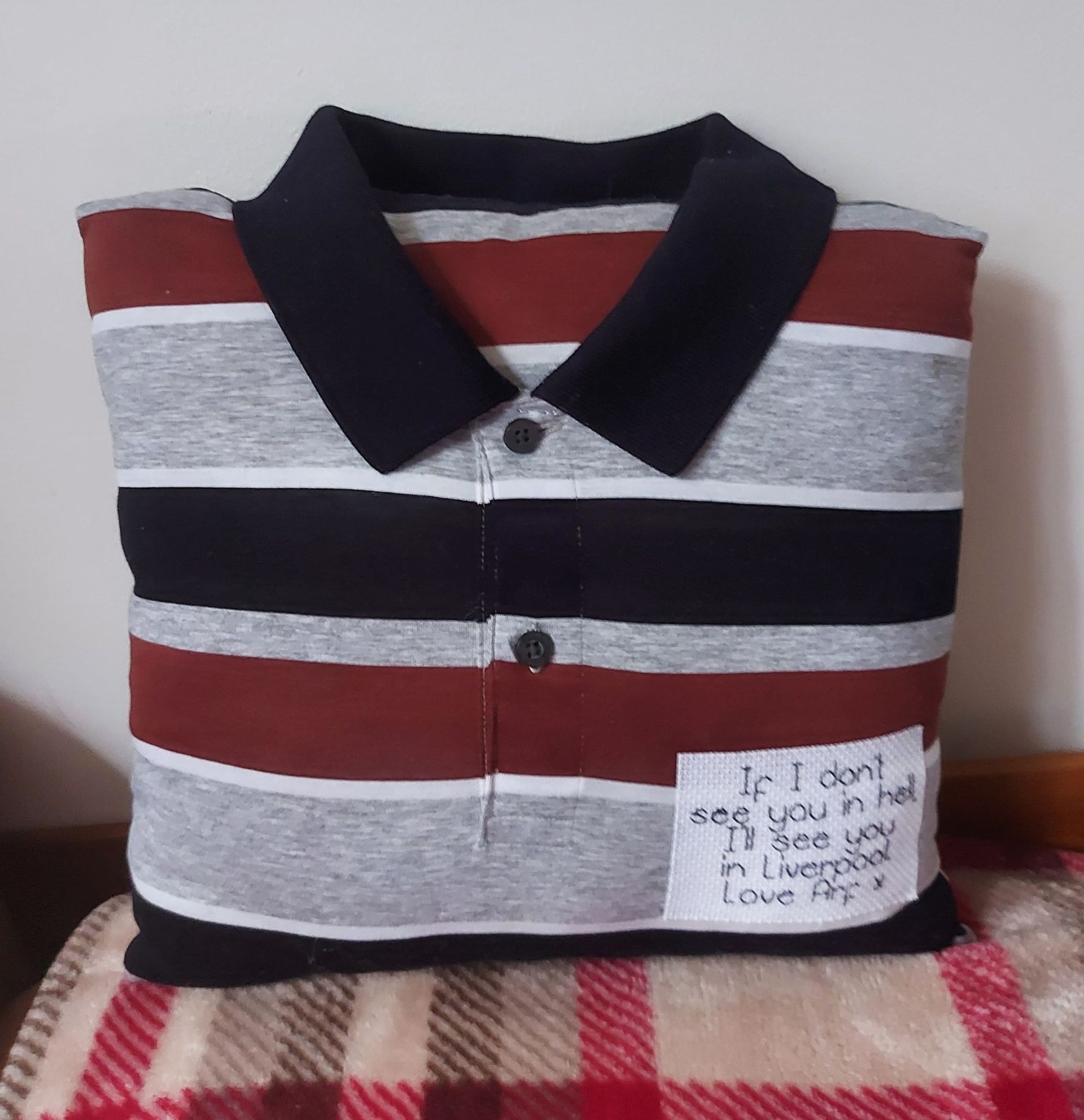 Polo top cushion