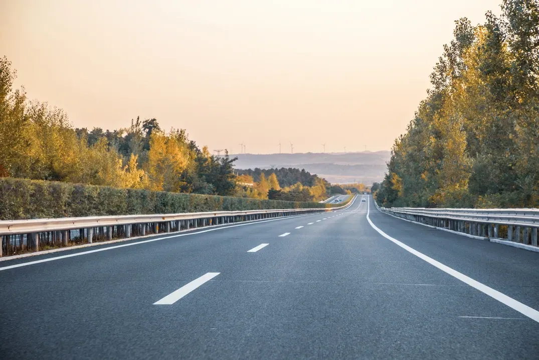 private long distance transportation services