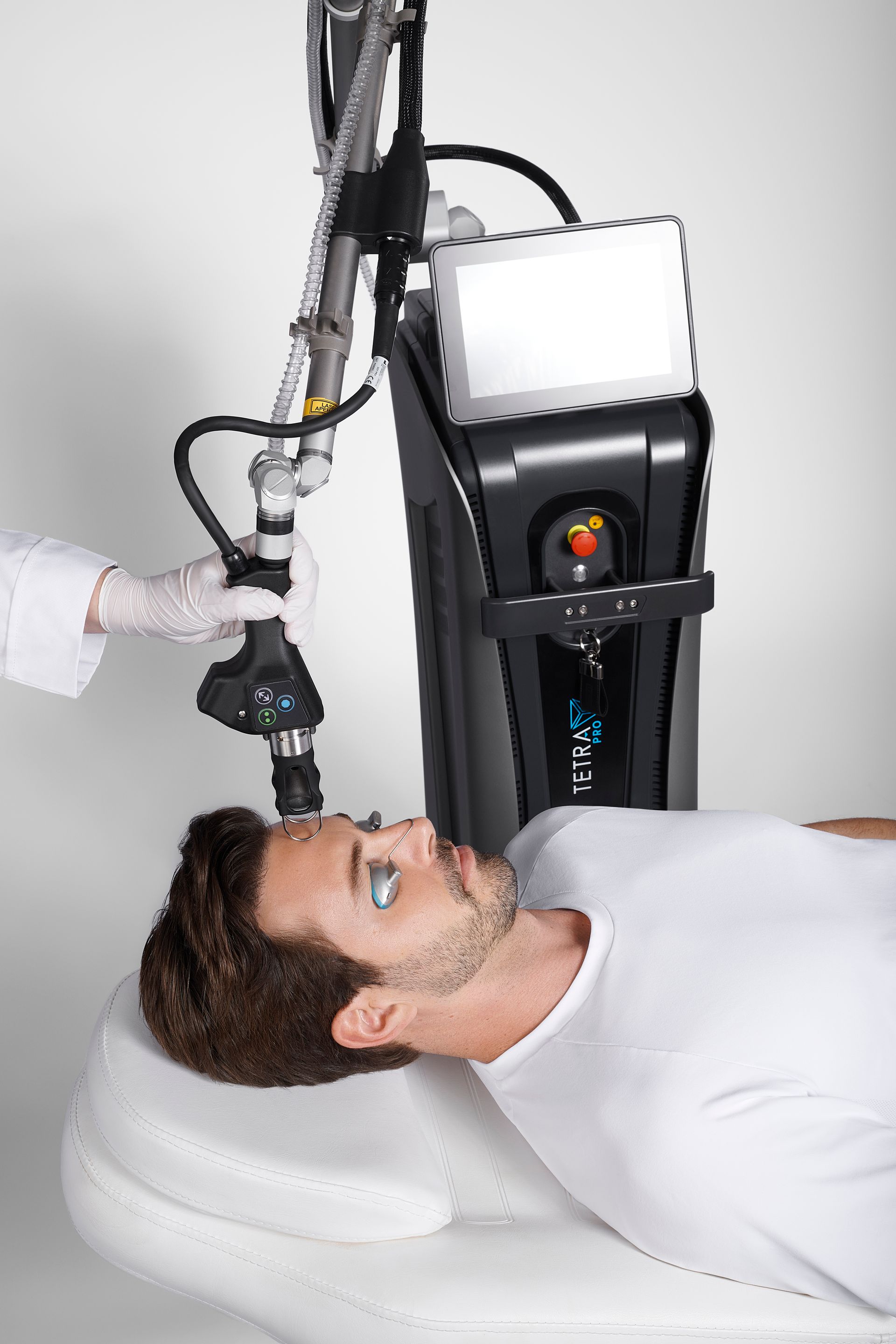 Coolpeel  Resurfacing laser for smooth glowing skin, smaller pores and more