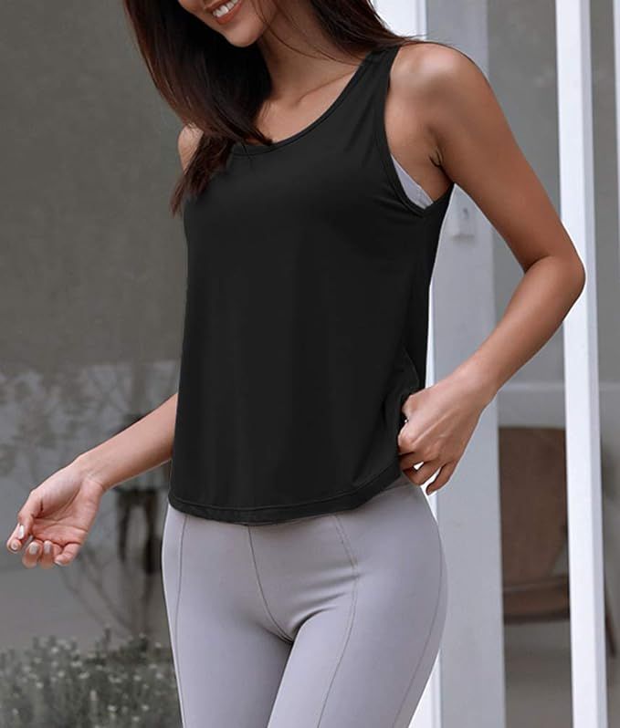Backless workout tank tops in quick-dry fabric, ideal for staying cool during workouts, available in multiple colors.