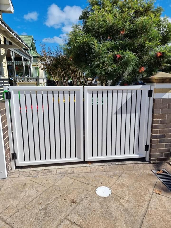 Aluminium Slat Fencing Newcastle With Matching Pedestrian Gates — Aluminium Manufacturer in Newcastle, NSW