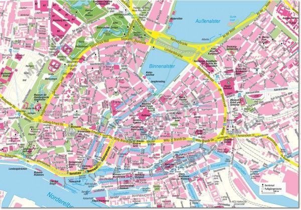 Symbolfoto mit einer Karte von der Hamburger Innenstadt. Nicht, dass wir ständig in der Innenstadt radeln, aber ihr habt alle zu wenig Fotos gemacht von Leuten, die bei unseren Touren radeln, deshalb dieses Bild.