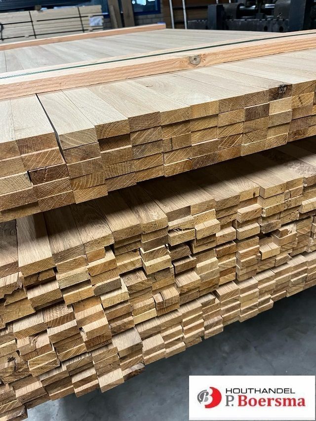 Eiken strips, lijsten, afwerklijst of plint