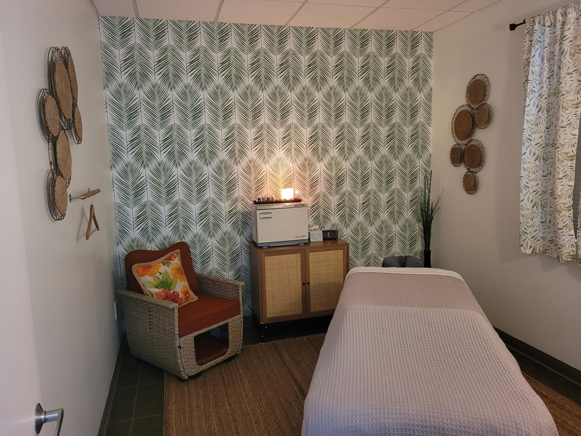 Serendipity Wellness Spa, Frankenmuth, Massage, Manicures, Pedicures