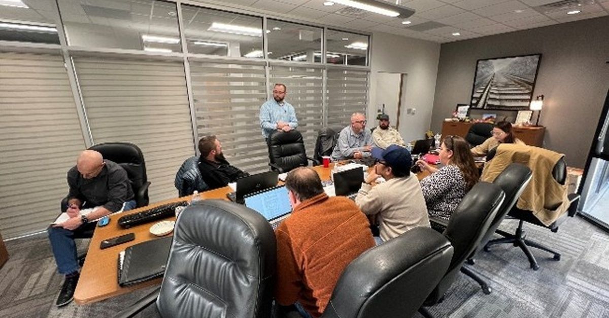 How Industrial Contractors Manage Complex Projects
