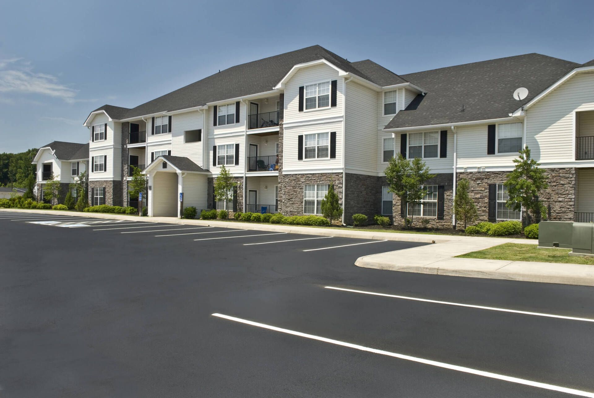 Sell Apartment Fast in Arkansas | We Buy Apartments Cash
