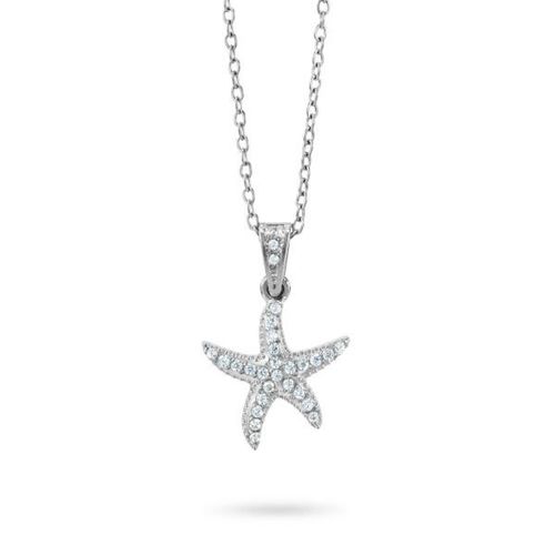Collana con ciondolo a forma di stella marina argentata e pietre scintillanti su sfondo bianco