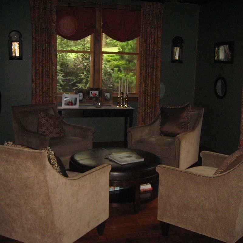 Living Room With Four Stairs