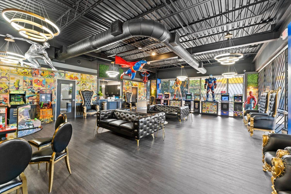 Super Dentist - Houston-Lobby- Arcade -HDTV