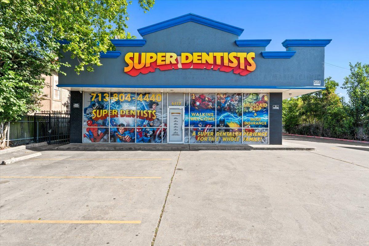 Super Dentist - Houston exterior