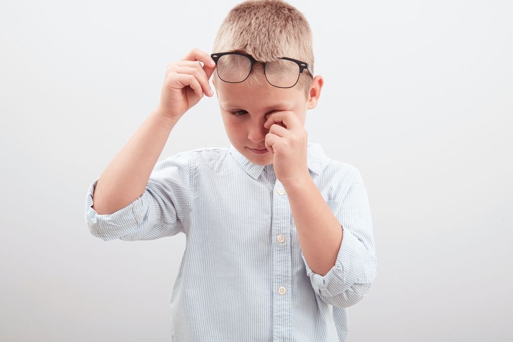 Tratamento para criança com olhos lacrimejando em Maringá Tratamento para criança com olhos lacrimejando em Maringá