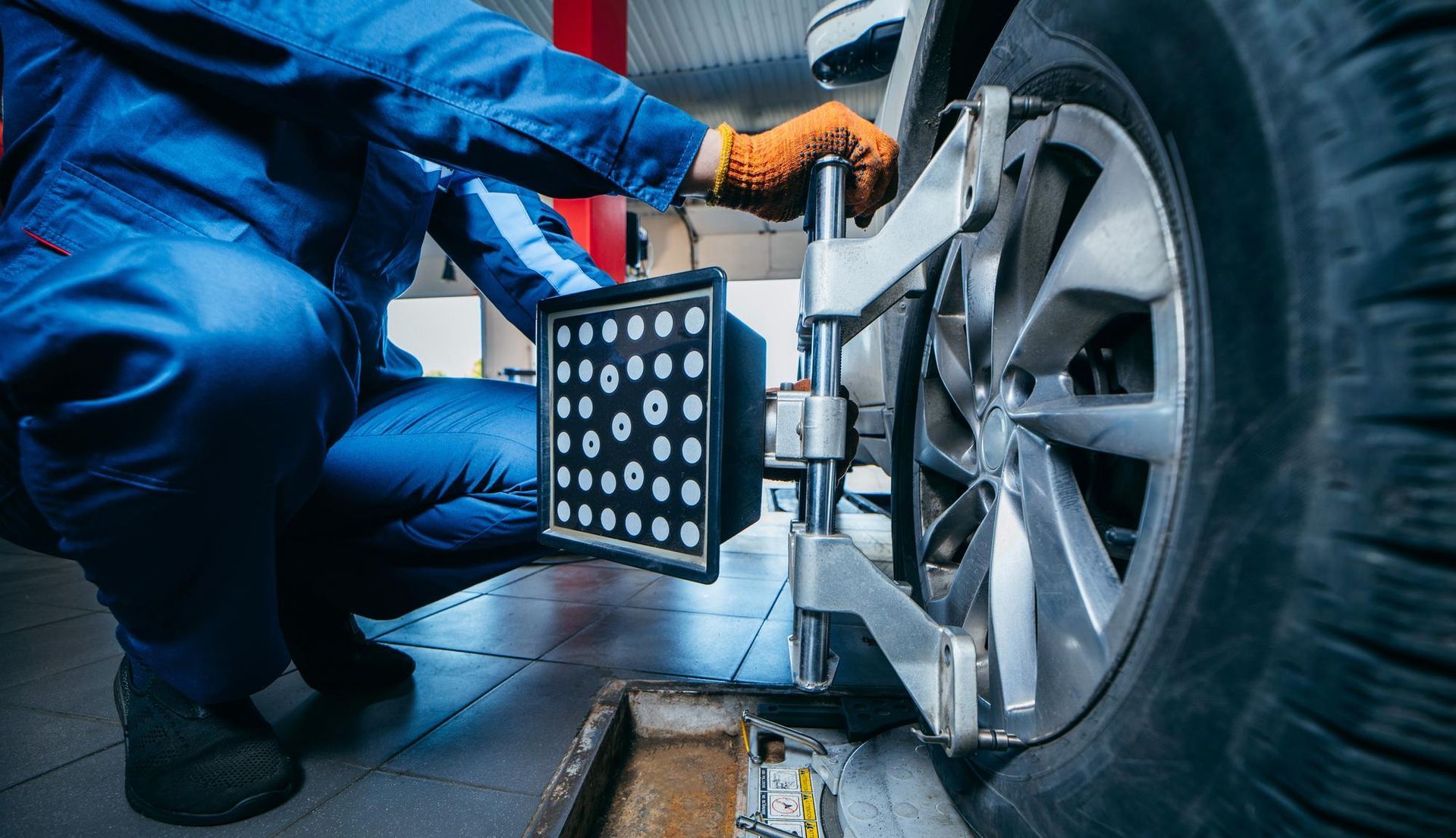 Wheel Alignment in Selden, NY | Dee Pat's Awsomotive