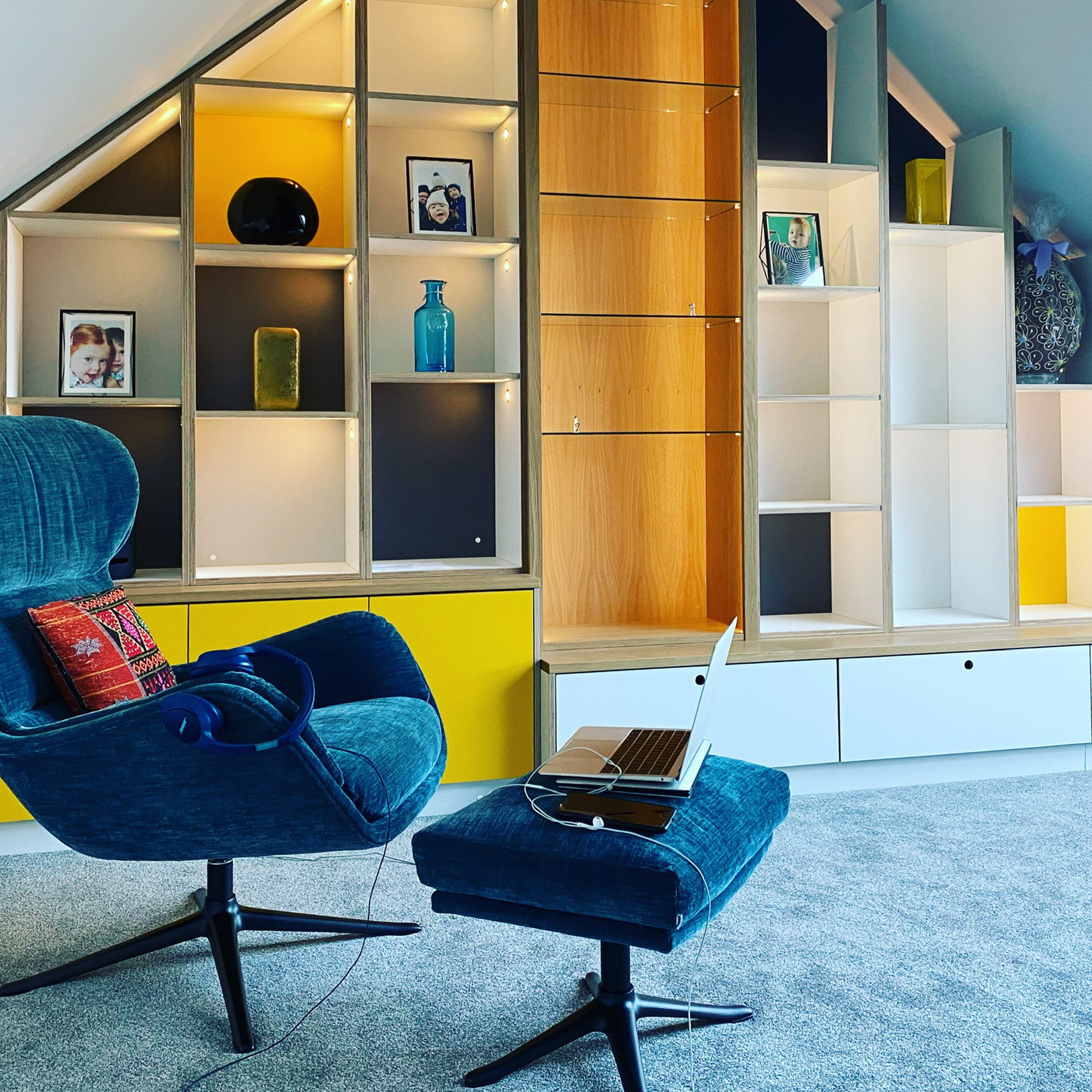 Attic & Office - Eaves coloured formica bookshelving