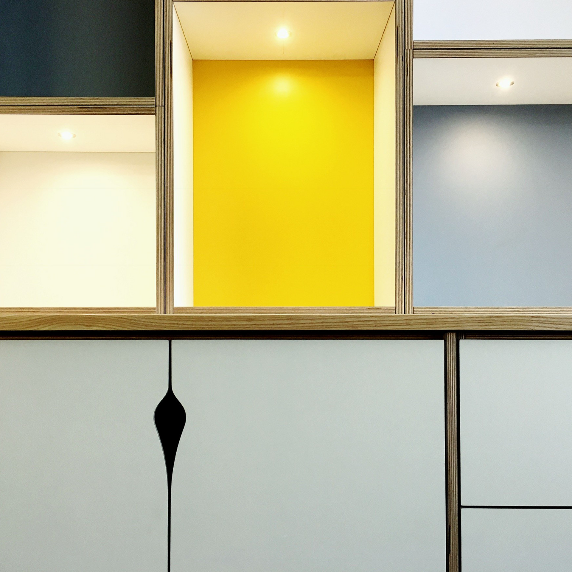 Family & Media - Modern formica ply