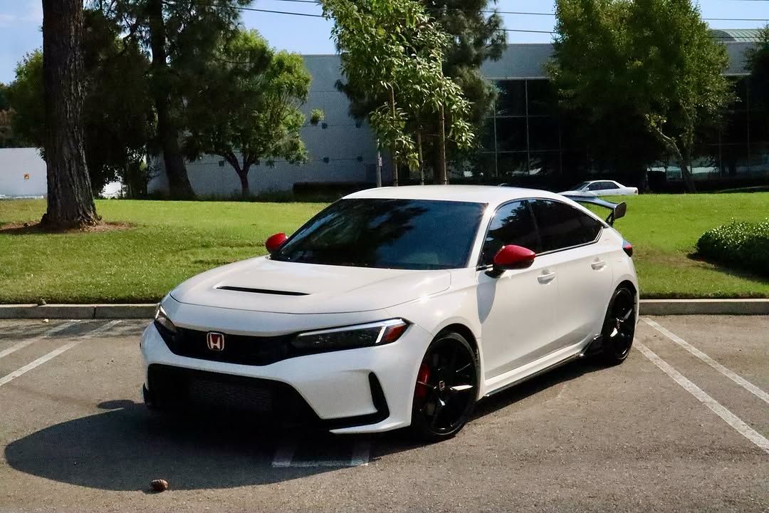 white vehicle with window tinting in san dimas, ca