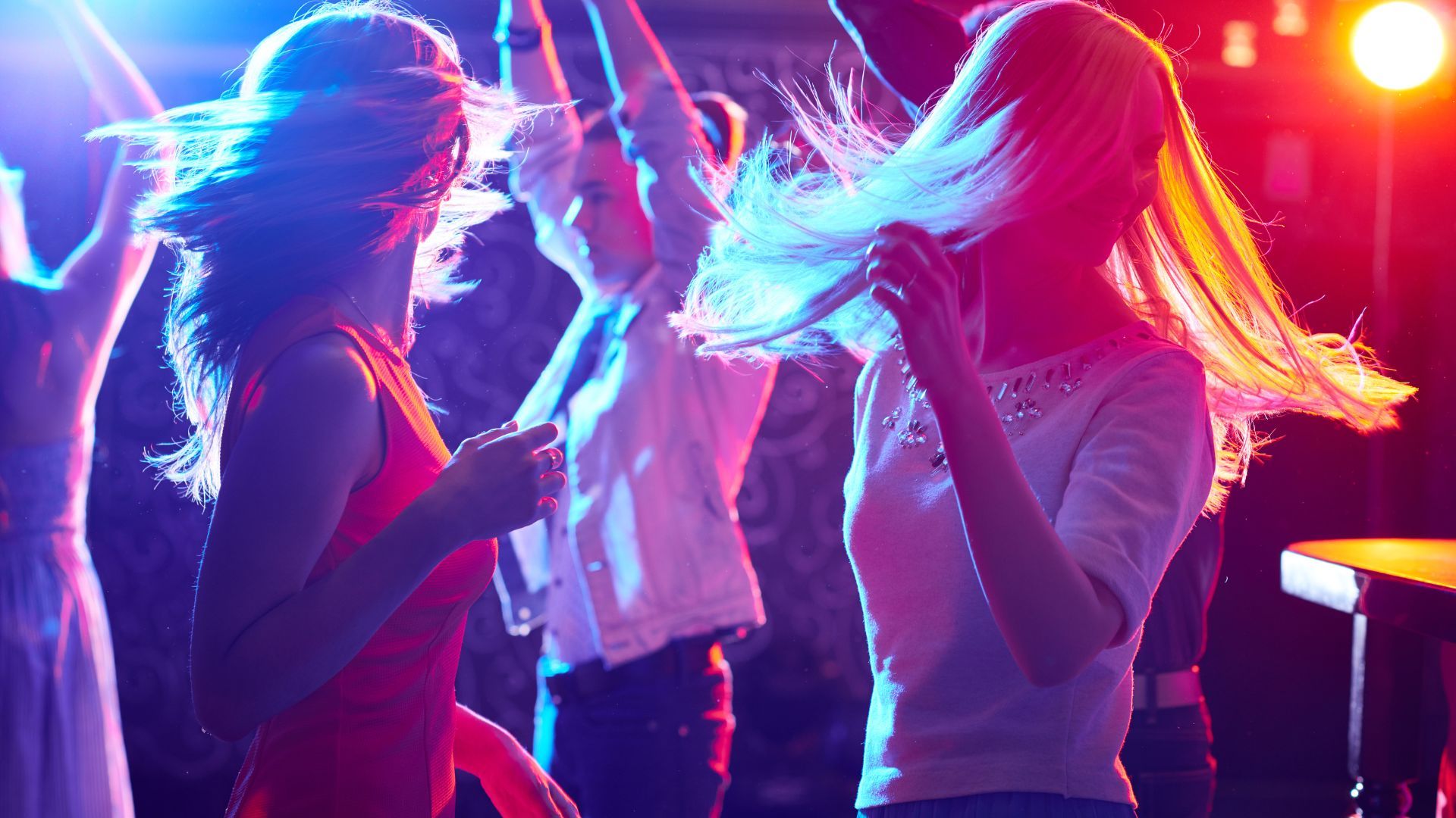 partying in NYC with an LED Dance Floor Rental