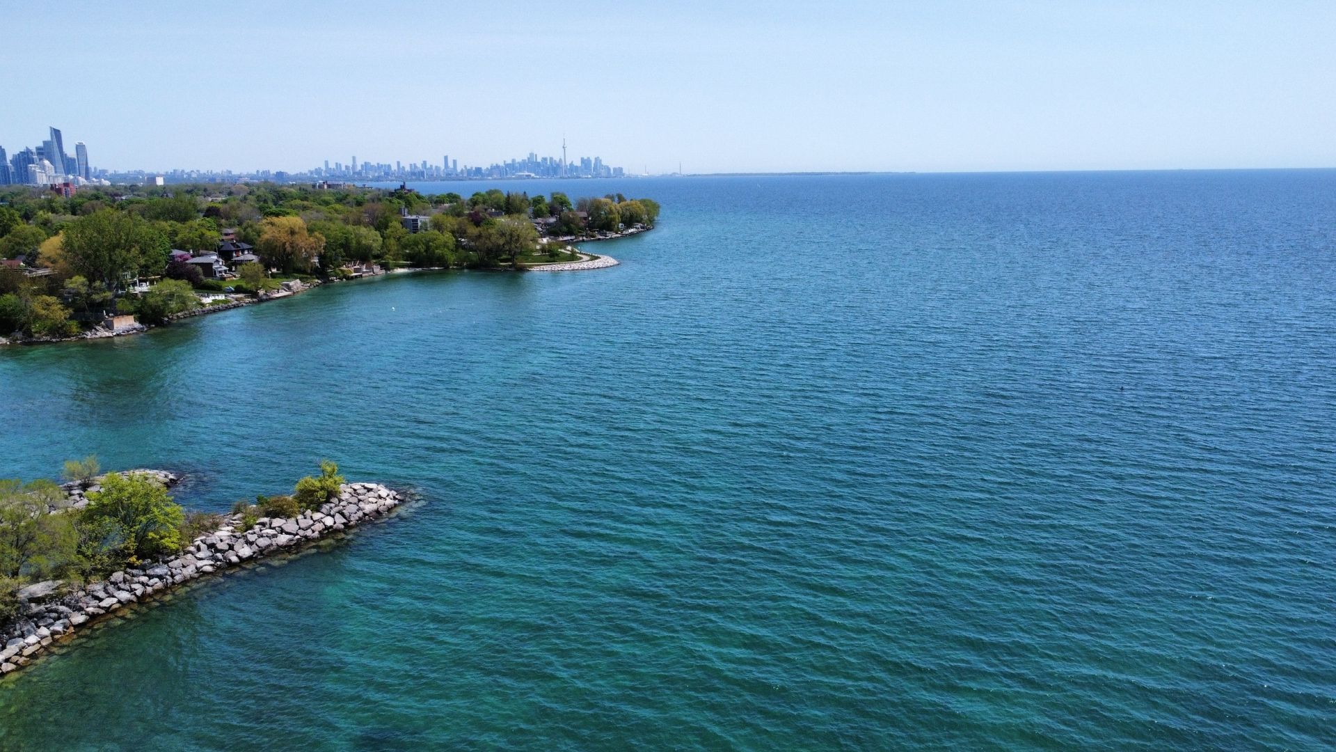 10 Reasons to Call The Beaches Toronto Home