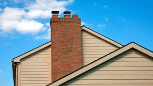 Picture of vinyl siding installed in Belleville Ontario.  The siding is a beige colour.