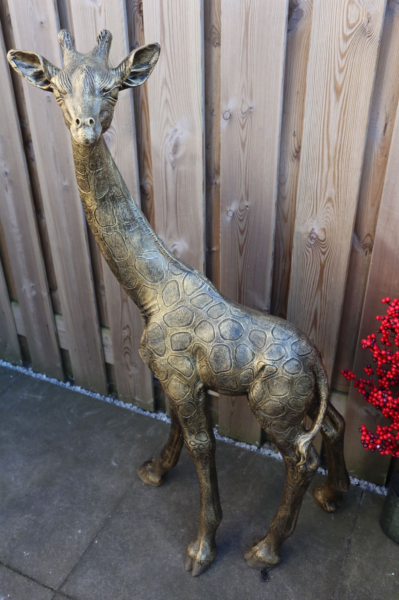Giraffe beeld 120 cm goud XL eyecatcher tuinbeeld dierenbeeld