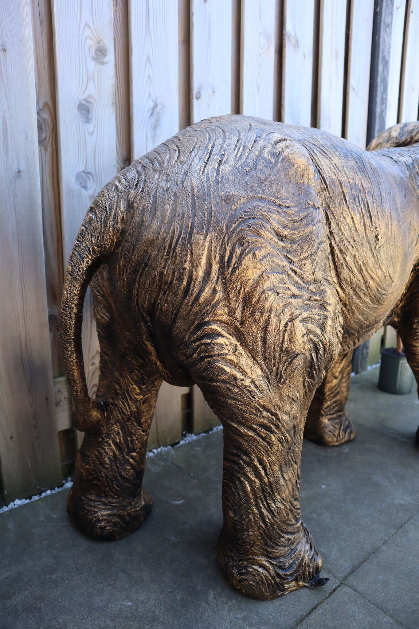 Gouden olifant beeld 140 cm XL staand dierenbeeld tuin en interieur