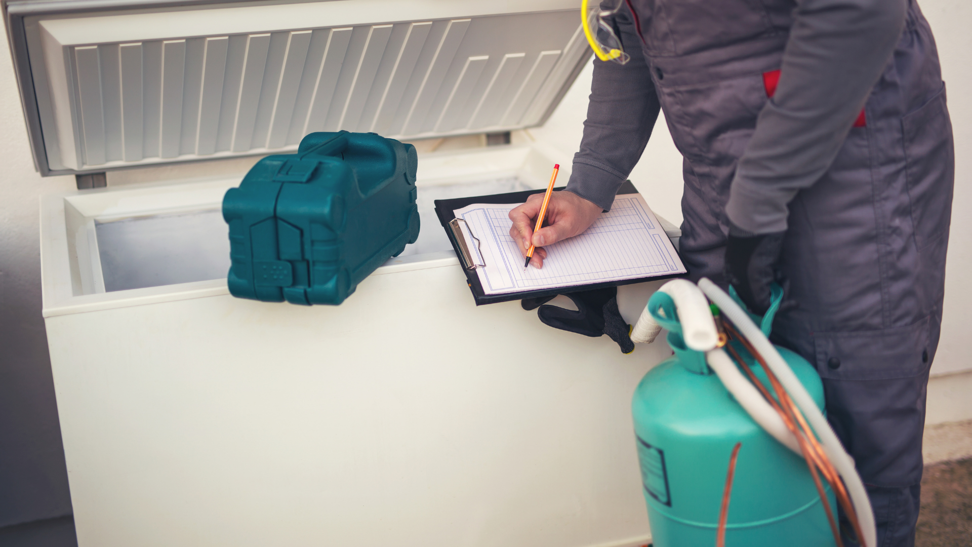FREEZER SERVICE AND REPAIRS