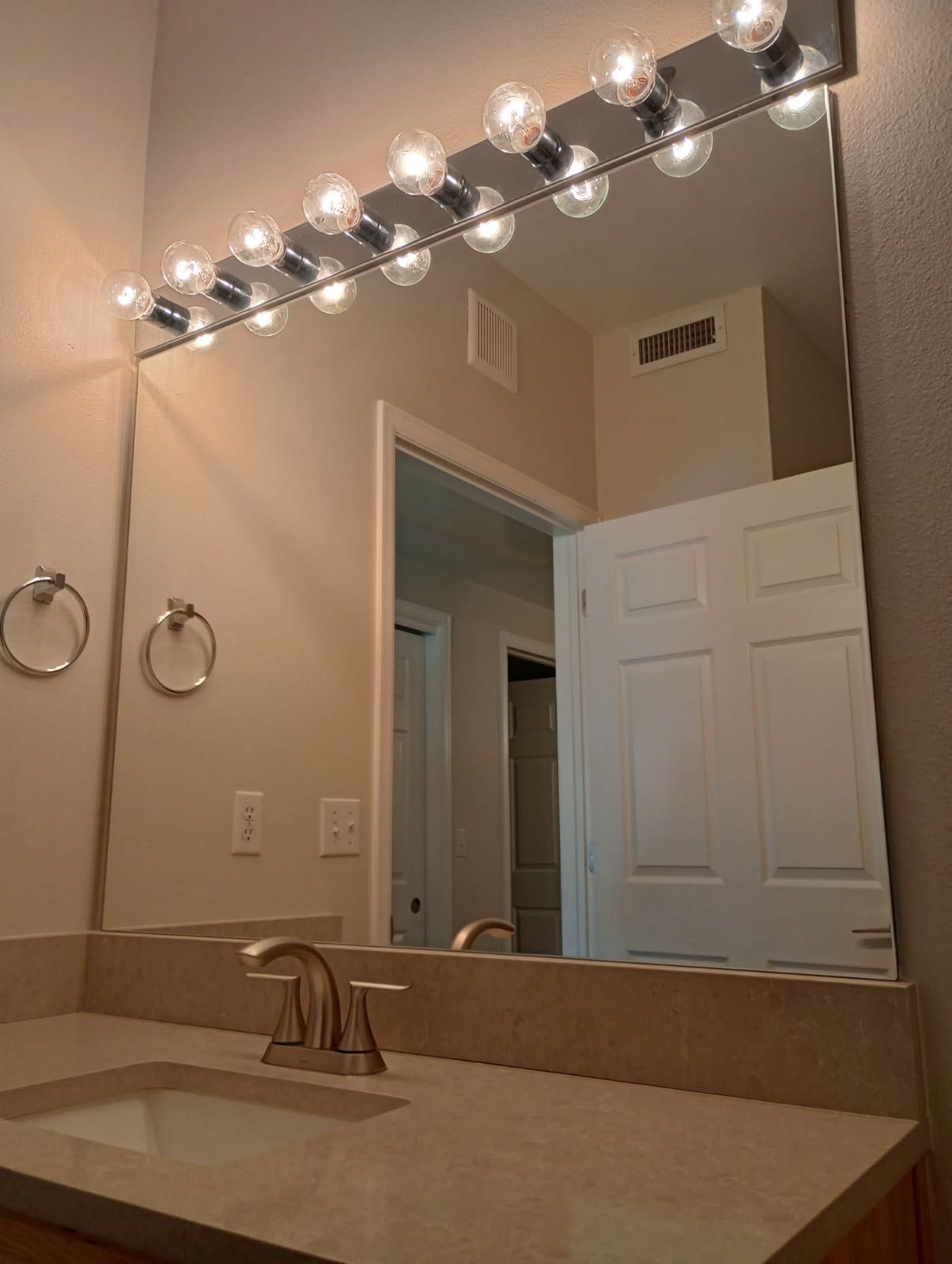 Highlands Ranch Glass — professional glass installation