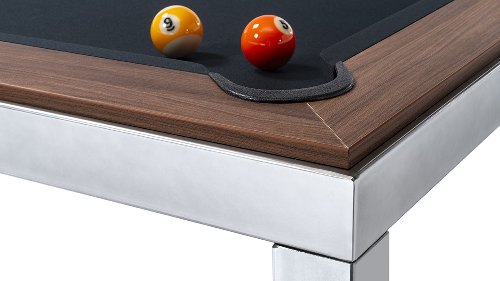 biliardo in legno
