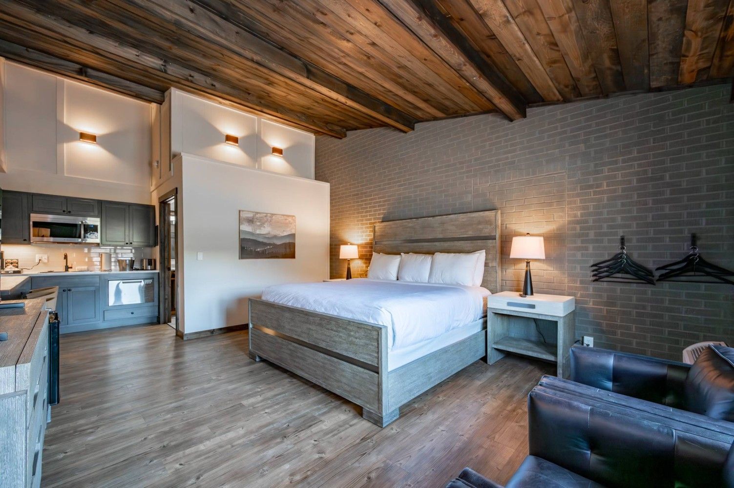 King Room ADA Accessible with roll-in shower