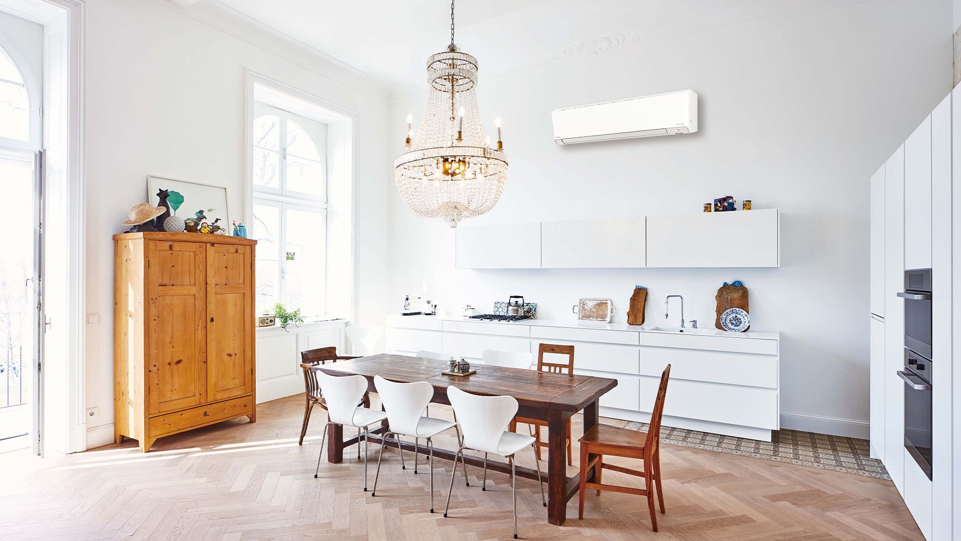 Daikin Alira Heat Pump in Kitchen Dining Room