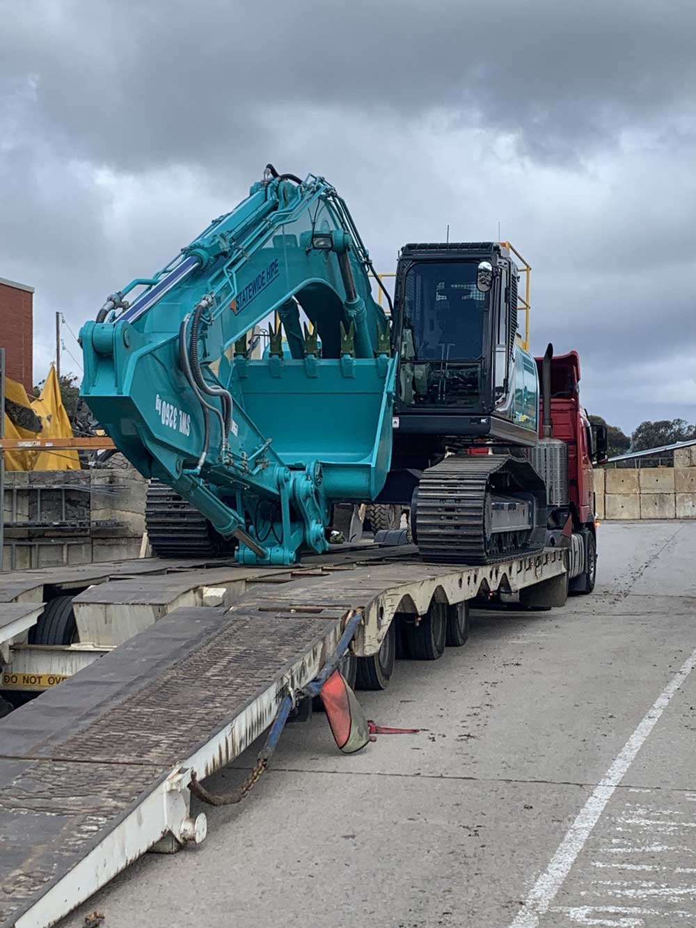30T Kobelco Excavator