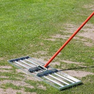 Lawn Level Hand Type