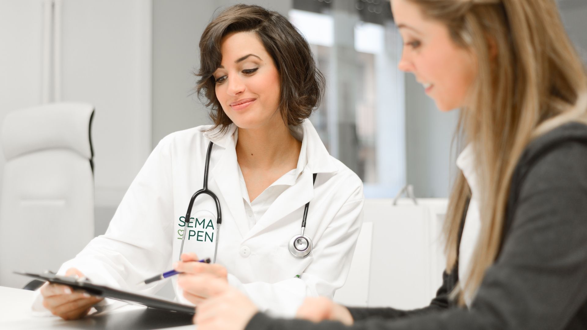 Mounjaro (tirzepatide) is a weight loss and diabetes drug. Read our 5-minute guide to learn the key facts. Mounjaro (tirzepatide) is a weight loss and diabetes drug. Read our 5-minute guide to learn the key facts.