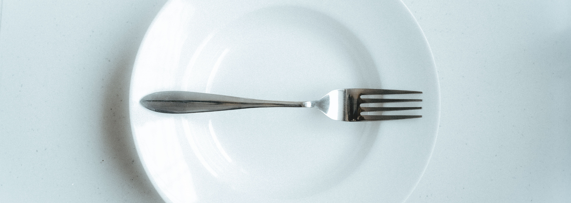 Picture of an empty plate.