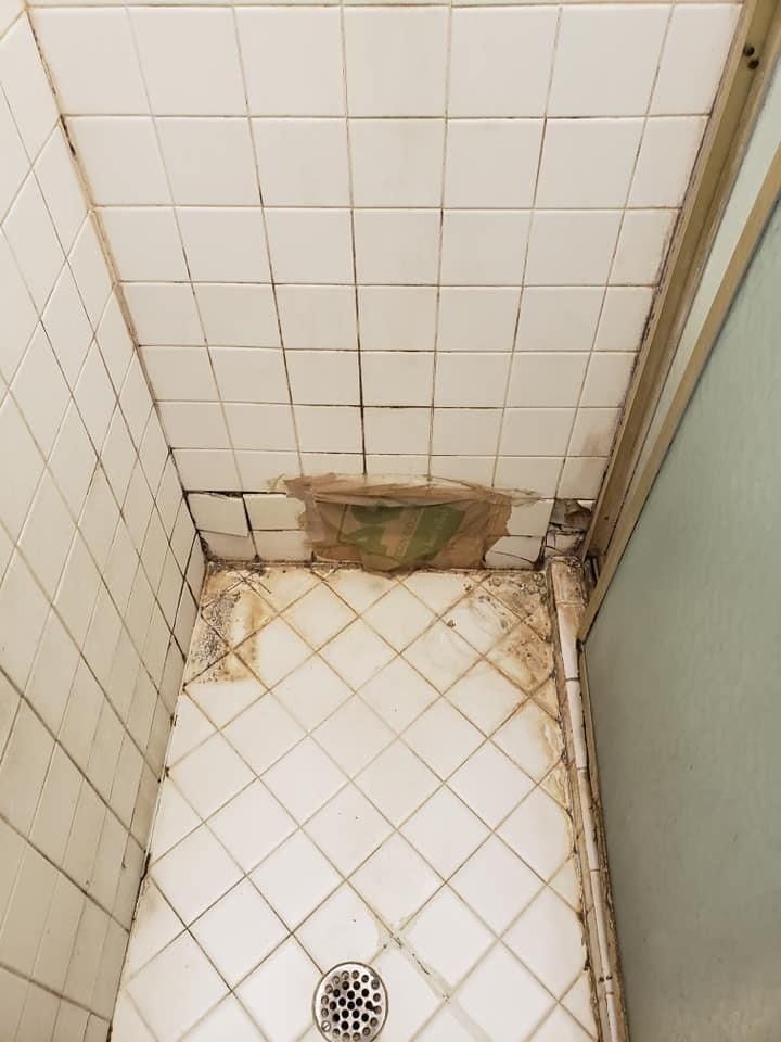 Shower Replacement - Missouri Bath & Window