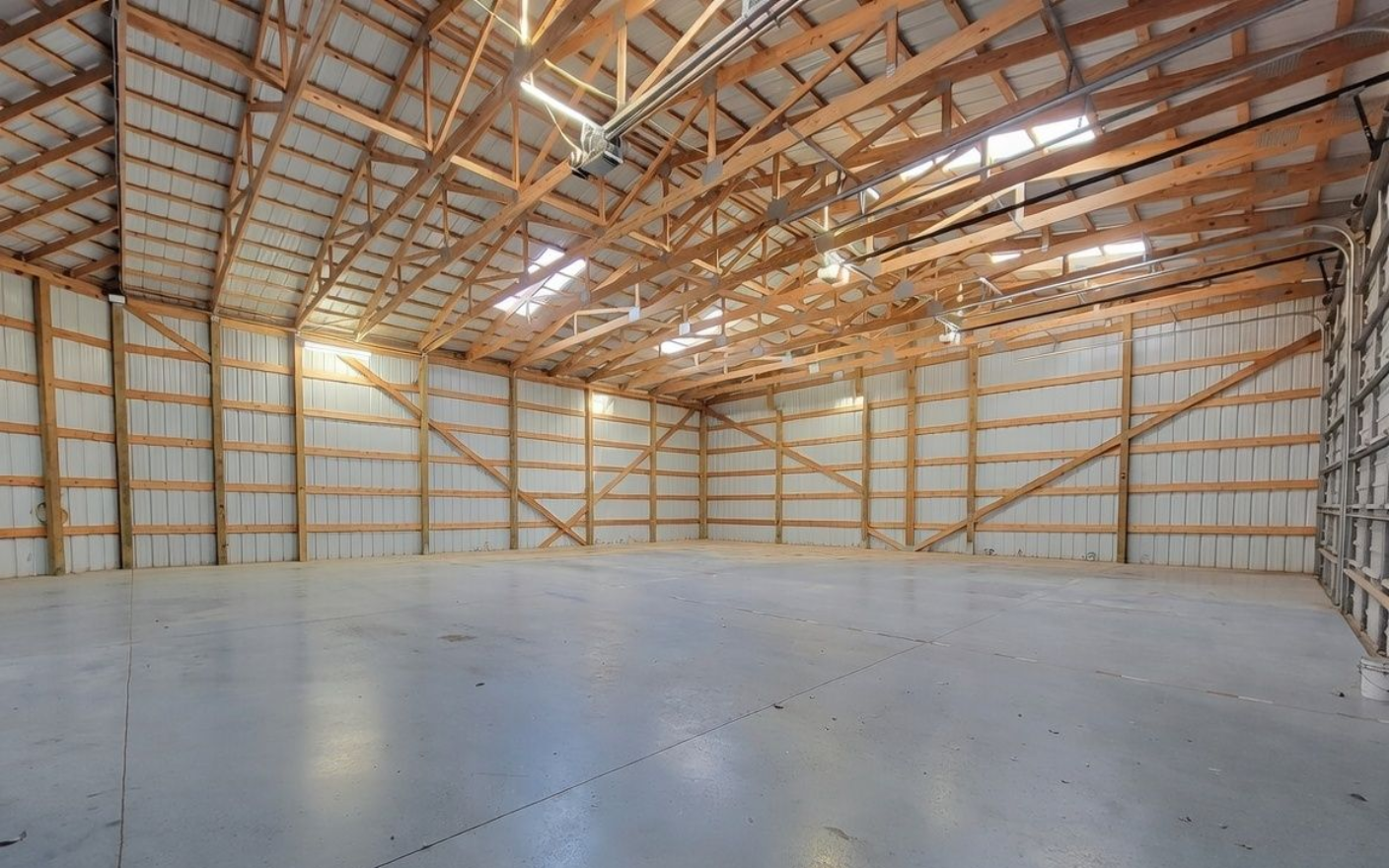 Sand Springs Storage, Spacious & High Clearing, Indoor RV and Boat storage, Contact 918-297-8080