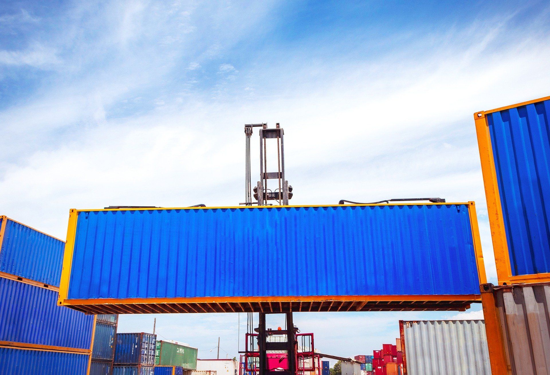Contenedor de mercancía de importación Contenedor de mercancía de importación