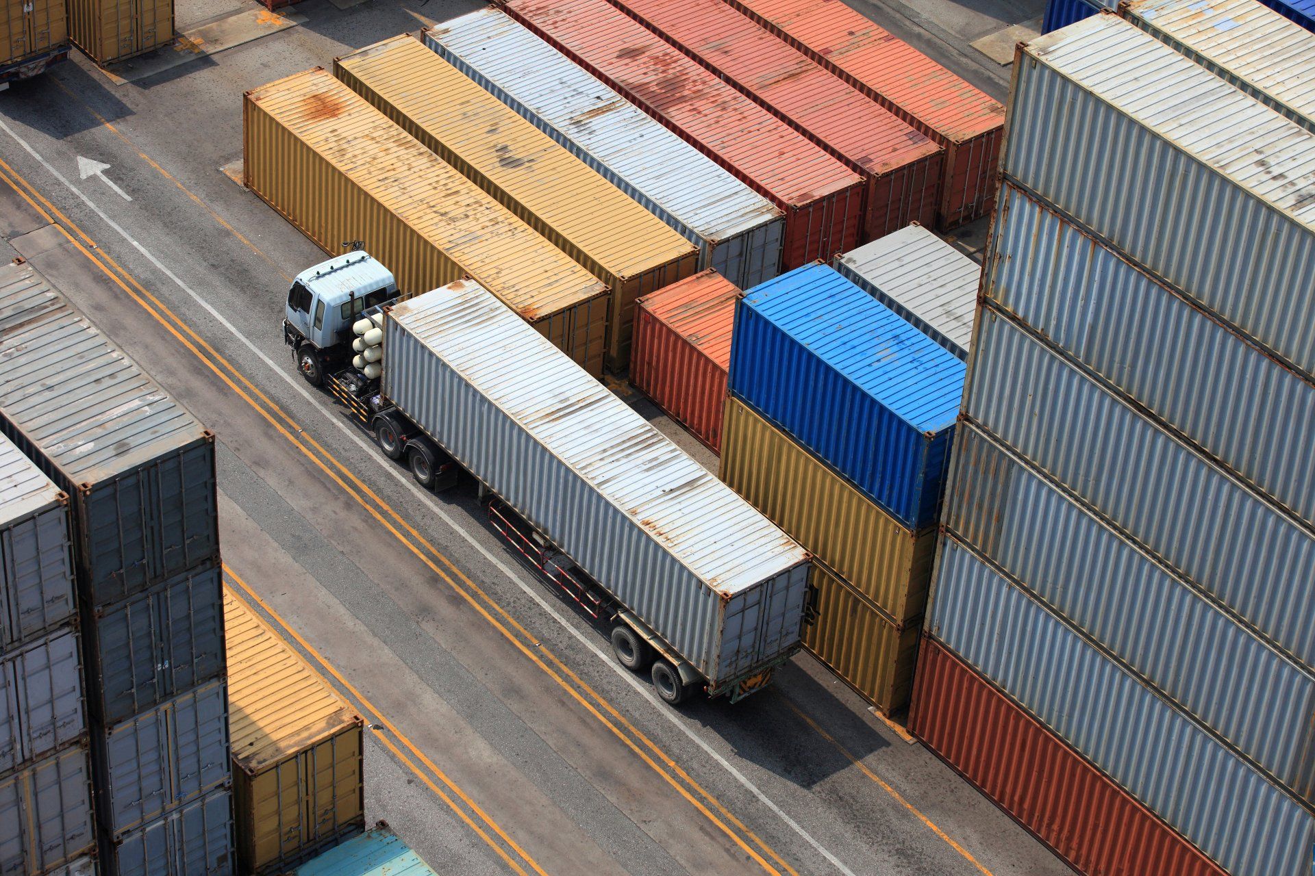 Operación de contenedores en puerto serie Operación de contenedores en puerto serie