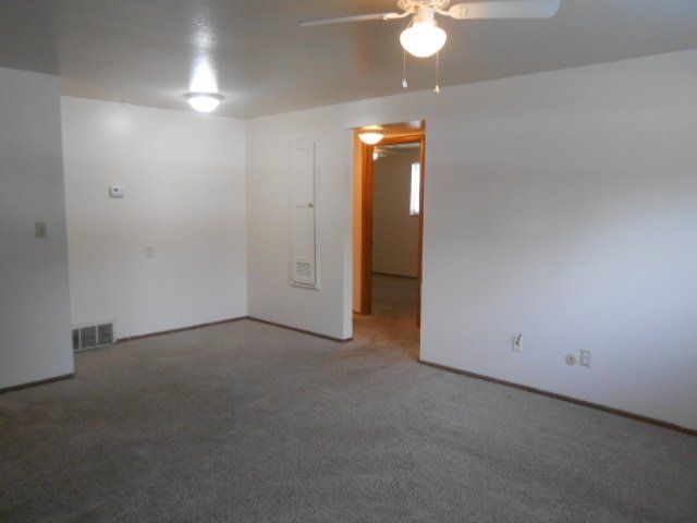 133 E Lane -Bedroom - Apt 1A 05