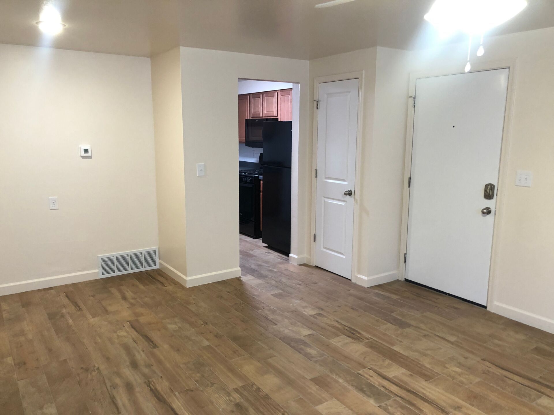 133 E Lane -Bedroom - Apt 1B 02