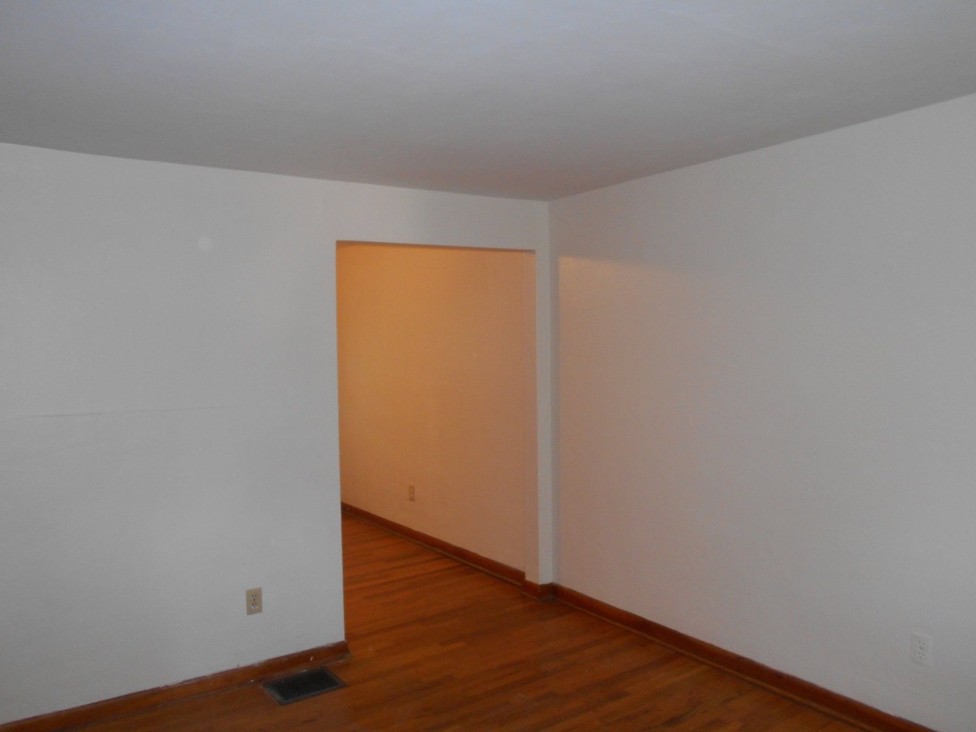 134-136 W. Blake Ave. Bedroom 02