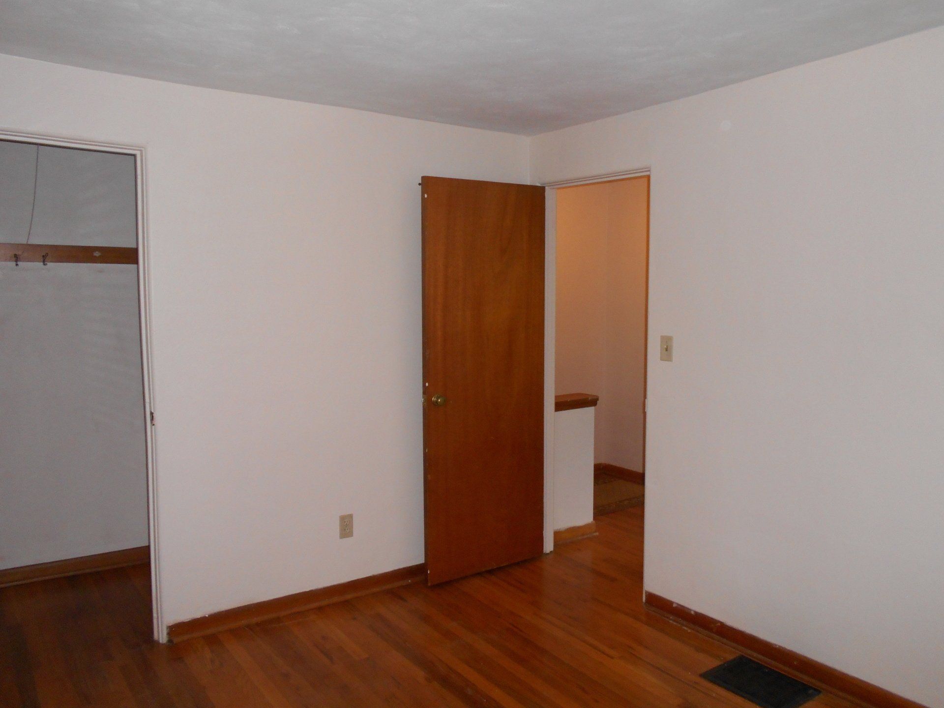 134-136 W. Blake Ave. Bedroom 01