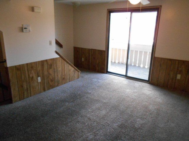 174 W. 9th Ave. Apt. D - Living Room 01