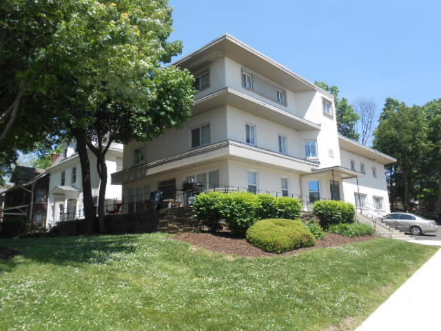 1968 Indianola Ave. Unit B