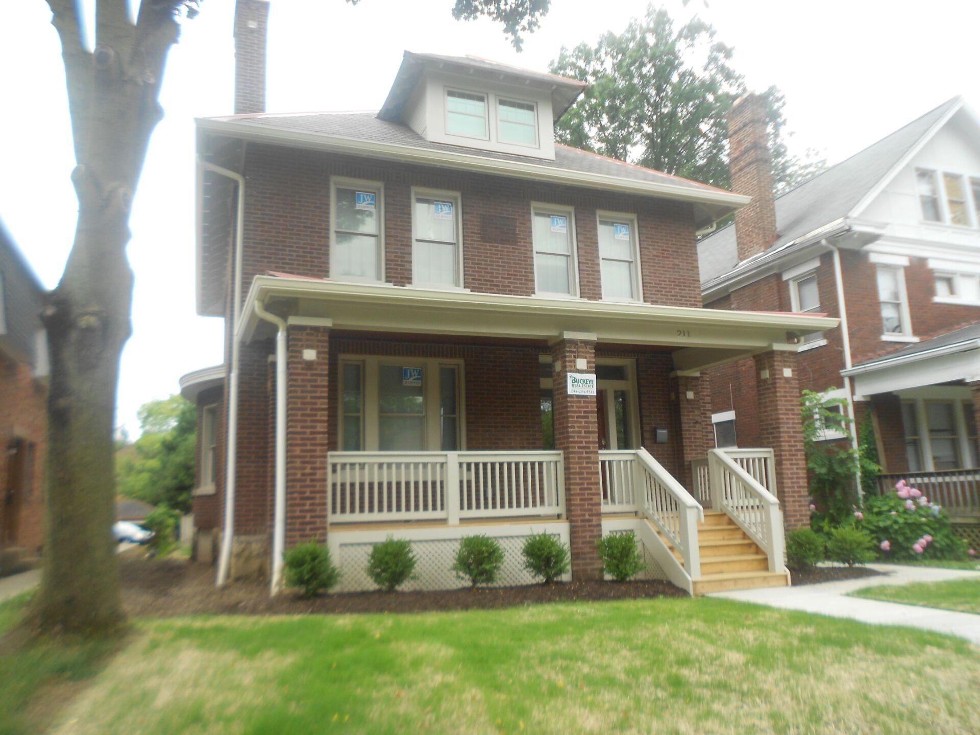 211 E. Lane Ave.