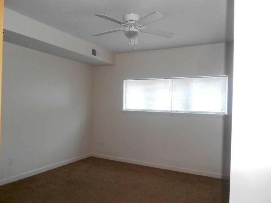 2492-2498 Neil Ave. -Bedroom 08