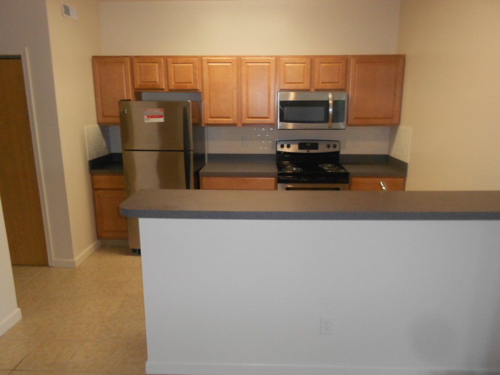 2492-2498 Neil Ave. - Kitchen 07