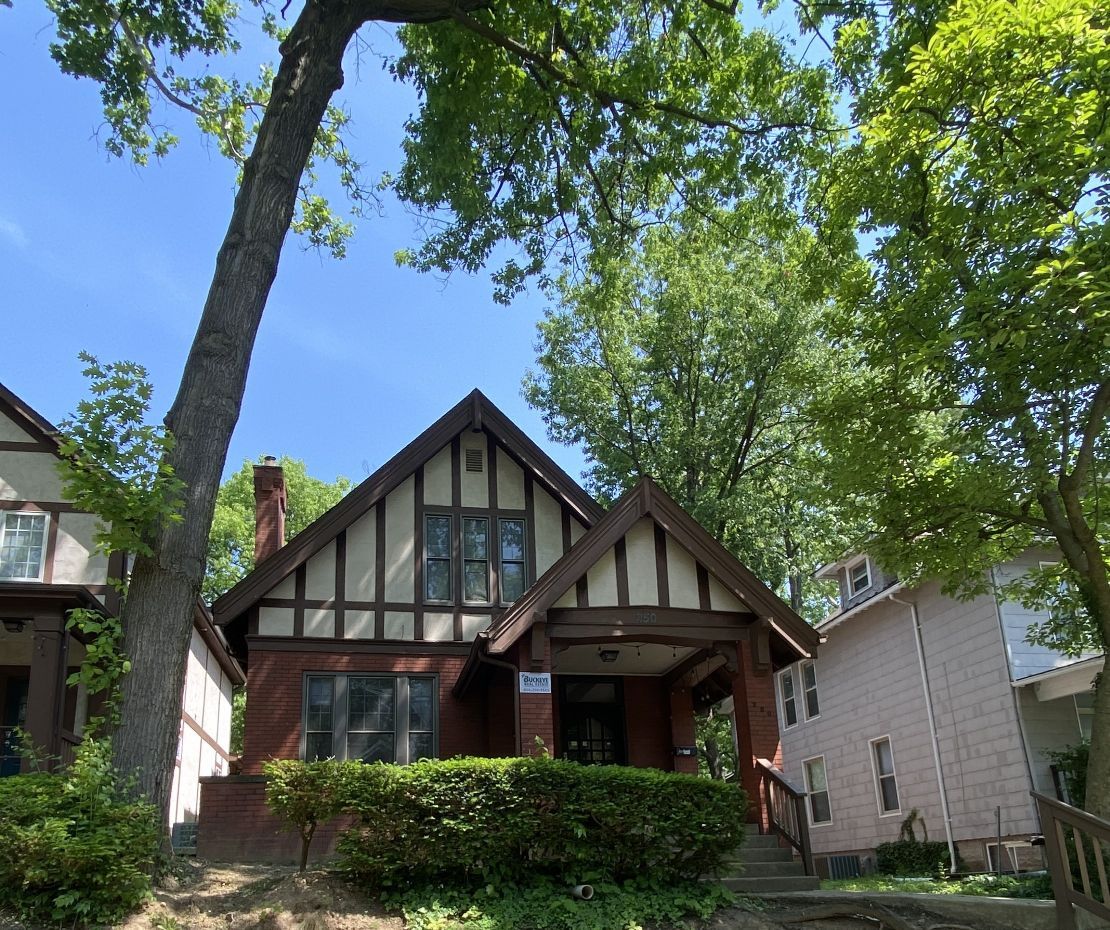 250 E. 19th Ave.