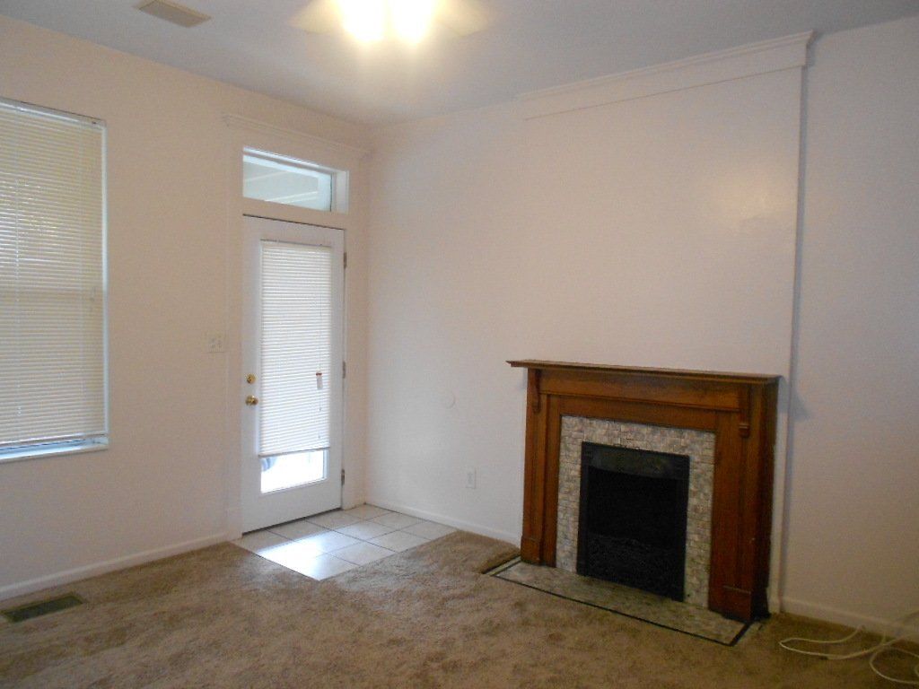 39-E-Patterson- Living room with Fire place